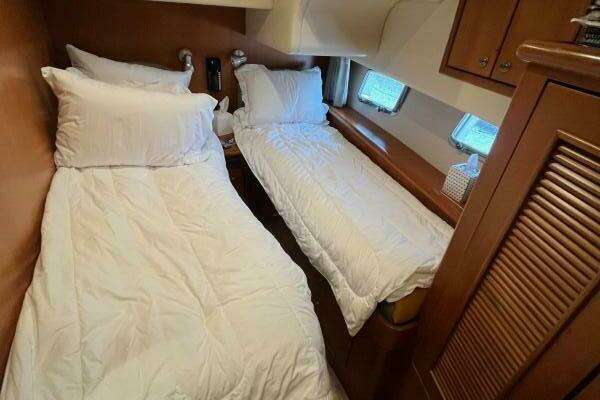 Symbol 59 Classic Pilothouse Yacht For Sale