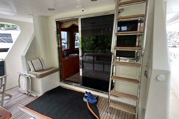 Symbol 59 Classic Pilothouse Yacht For Sale