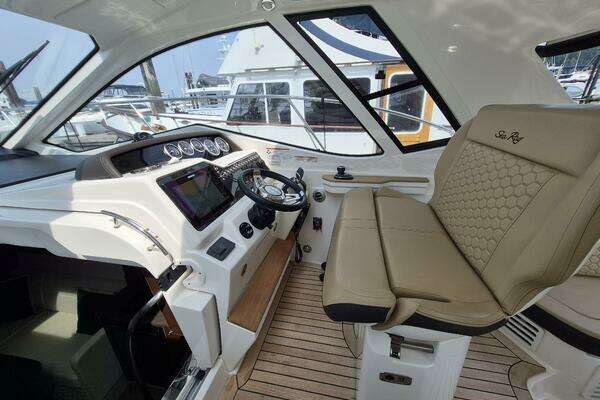 Sea Ray  Yacht For Sale