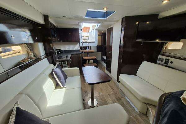 Sea Ray  Yacht For Sale