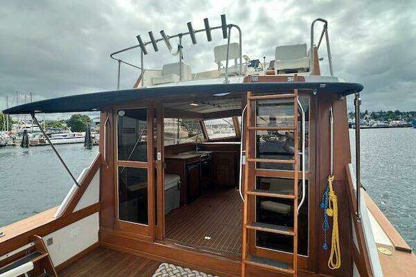 Egg Harbor 36 Yacht For Sale