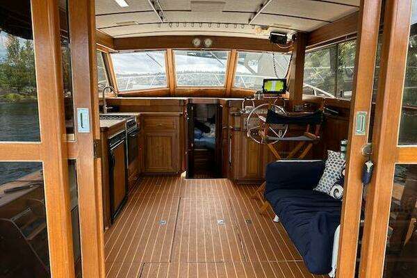 Egg Harbor 36 Yacht For Sale