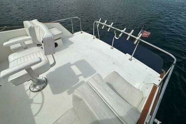 Egg Harbor 36 Yacht For Sale
