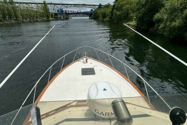 Egg Harbor 36 Yacht For Sale