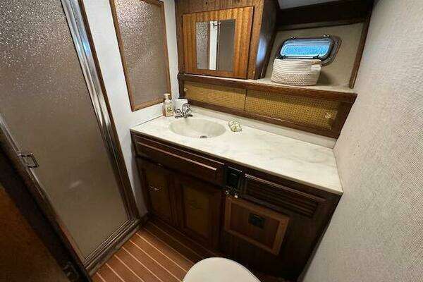 Egg Harbor 36 Yacht For Sale