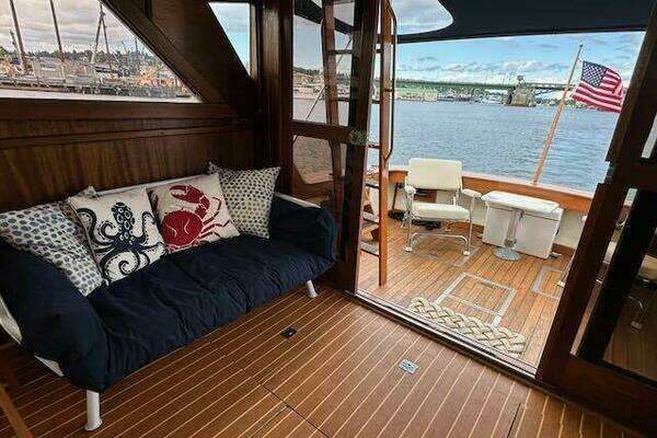 Egg Harbor 36 Yacht For Sale