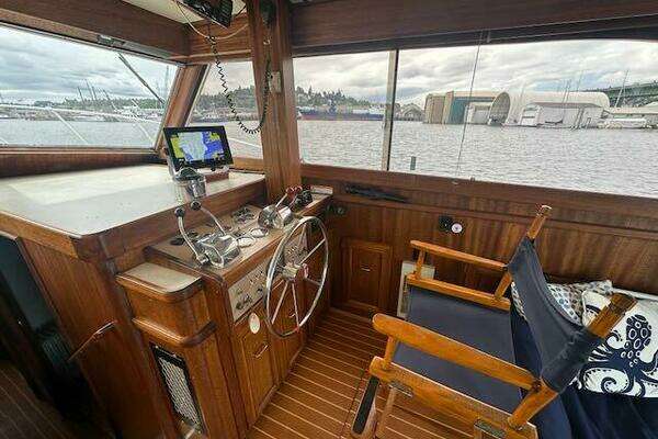 Egg Harbor 36 Yacht For Sale