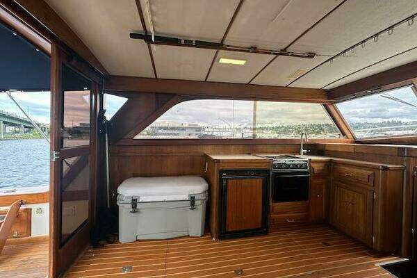 Egg Harbor 36 Yacht For Sale