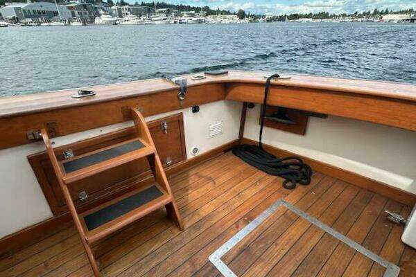 Egg Harbor 36 Yacht For Sale
