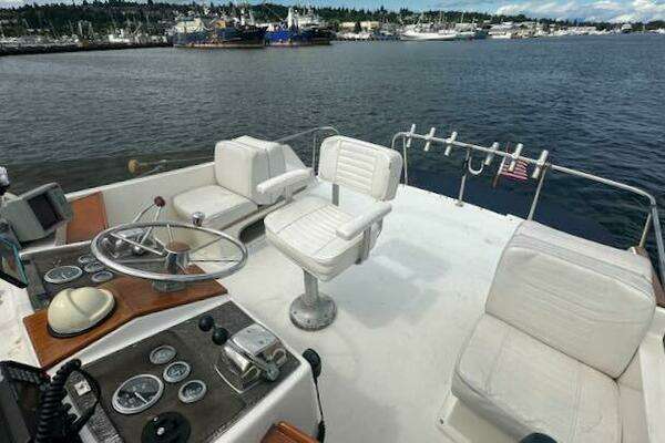 Egg Harbor 36 Yacht For Sale