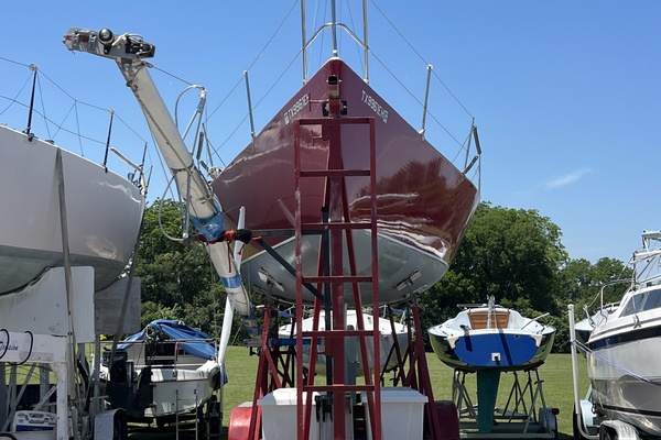 LOCO 36ft Carroll Yacht For Sale