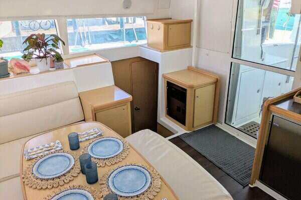 Lagoon  Yacht For Sale