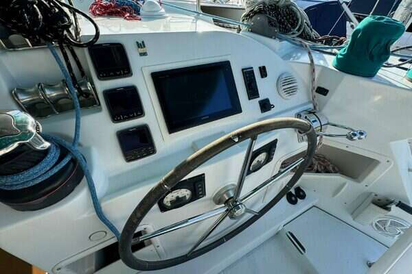 Lagoon  Yacht For Sale