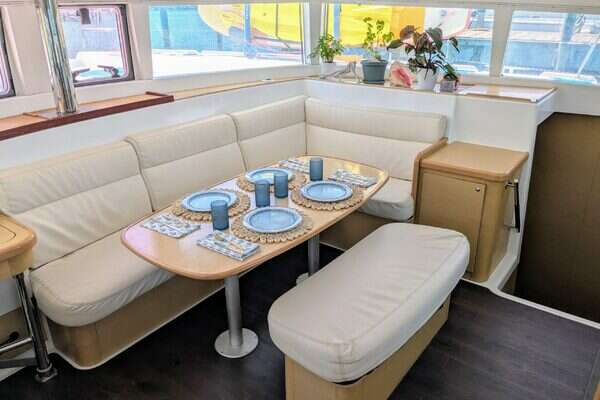 Lagoon  Yacht For Sale