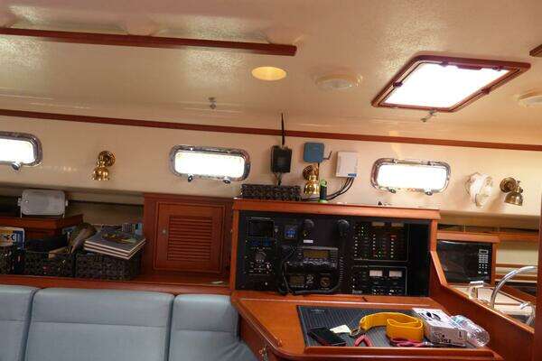Island Packet 420 Yacht For Sale