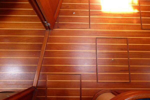 Island Packet 420 Yacht For Sale