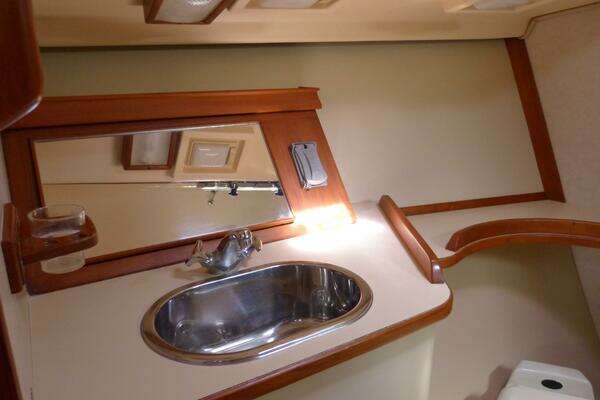 Island Packet 420 Yacht For Sale
