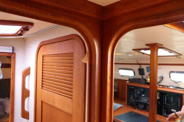 Island Packet 420 Yacht For Sale