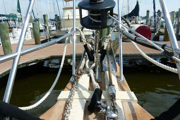 Photo of the 2000 Island Packet 420 "Lastochka"