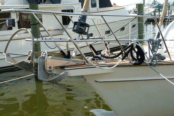 Photo of the 2000 Island Packet 420 "Lastochka"