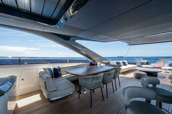 Princess Y95 Yacht For Sale