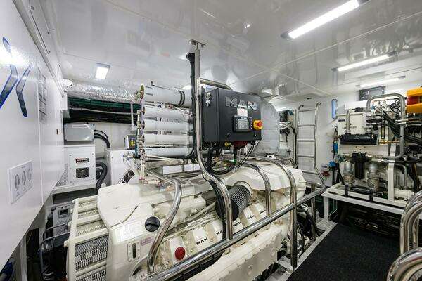 Princess Y95 Yacht For Sale