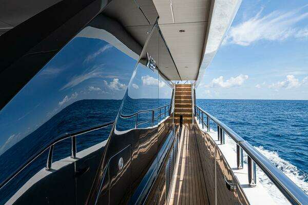 Princess Y95 Yacht For Sale