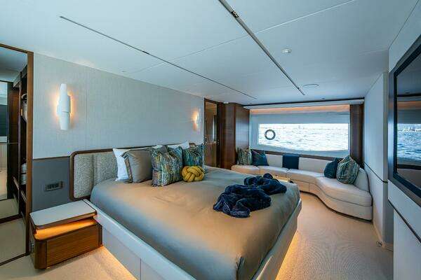 Princess Y95 Yacht For Sale
