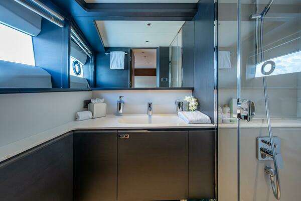 Princess Y95 Yacht For Sale
