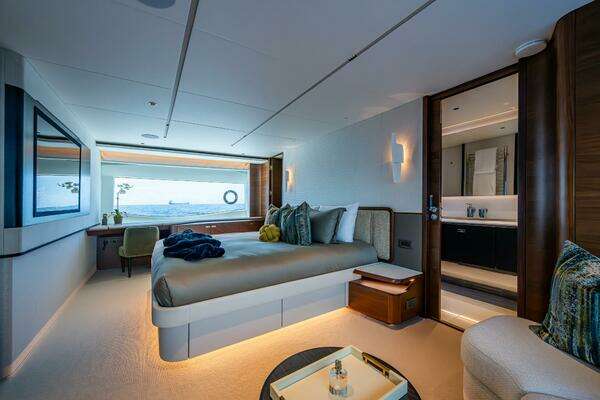 Princess Y95 Yacht For Sale