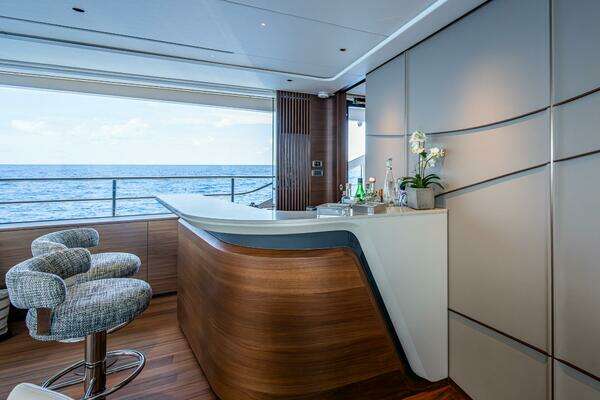 Princess Y95 Yacht For Sale