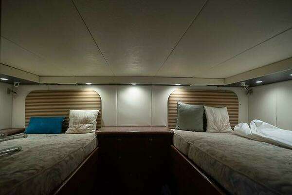 Spencer 43 Express Yacht For Sale
