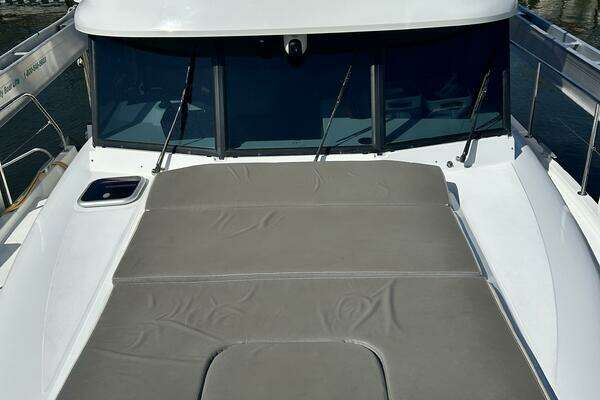 Beneteau Swift Trawler 34 Yacht For Sale