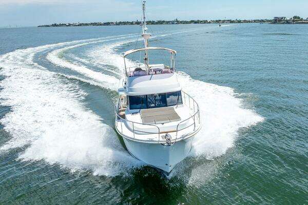 Beneteau Swift Trawler 34 Yacht For Sale