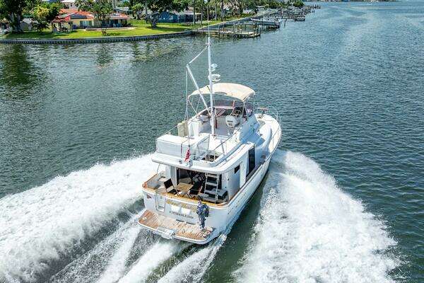 Beneteau Swift Trawler 34 Yacht For Sale