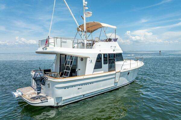 Beneteau Swift Trawler 34 Yacht For Sale