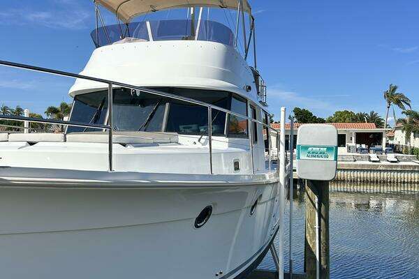 Beneteau Swift Trawler 34 Yacht For Sale