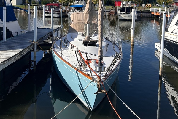 35ft Bristol Yacht For Sale