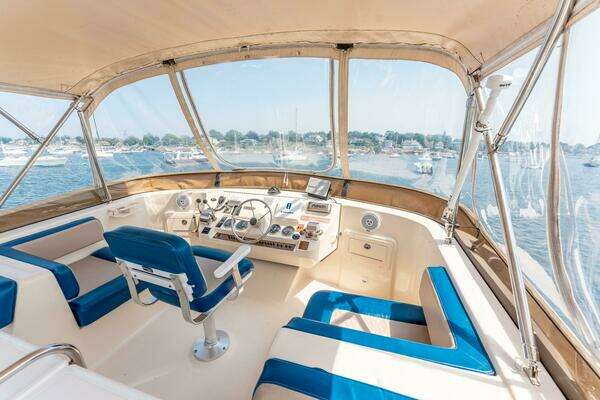 Mainship 400 Trawler Yacht For Sale