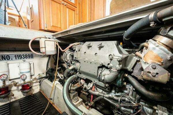 Mainship 400 Trawler Yacht For Sale