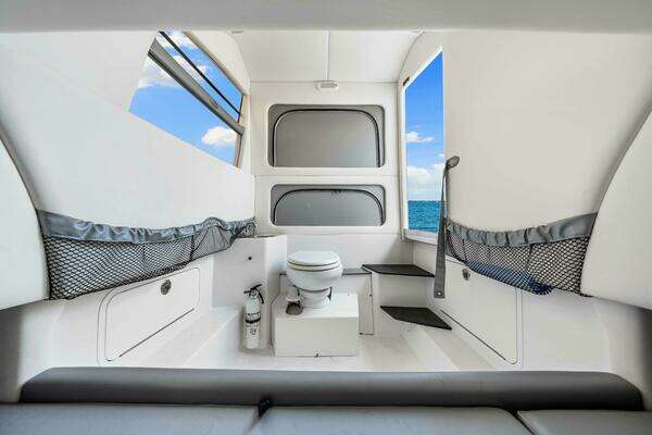 Nor-Tech 390 SS Yacht For Sale