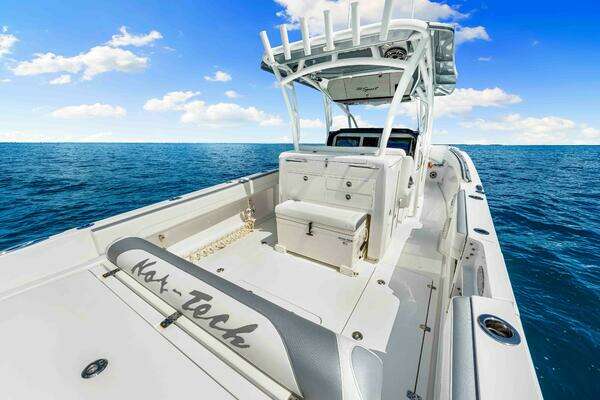 Nor-Tech 390 SS Yacht For Sale
