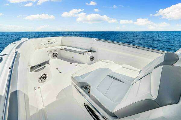 Nor-Tech 390 SS Yacht For Sale