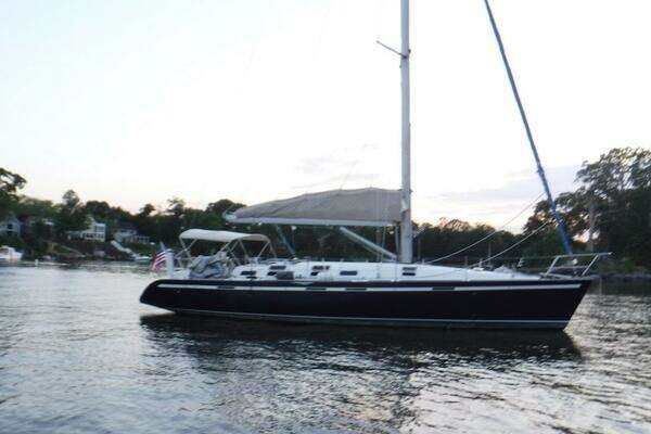Photo of the 1991 Beneteau 45f5