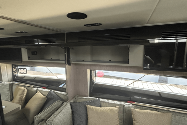 Azimut ATLANTIS 51 Yacht For Sale