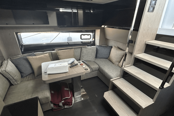 Azimut ATLANTIS 51 Yacht For Sale
