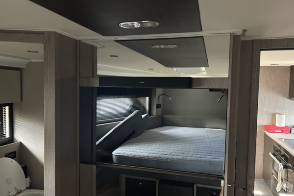 Azimut ATLANTIS 51 Yacht For Sale