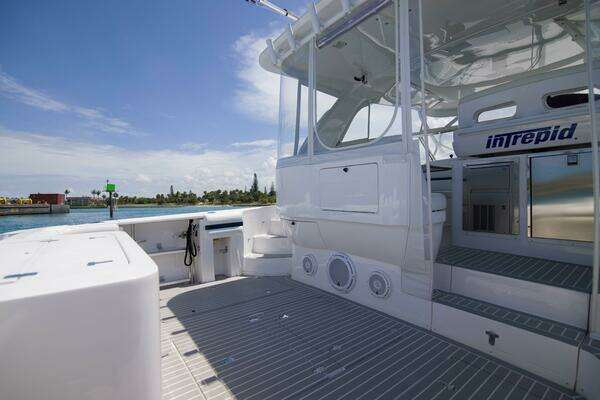 Intrepid 475 Sport Yacht Yacht For Sale