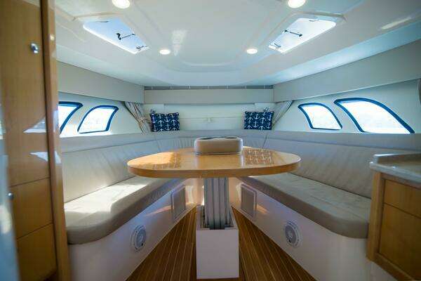 Intrepid 475 Sport Yacht Yacht For Sale