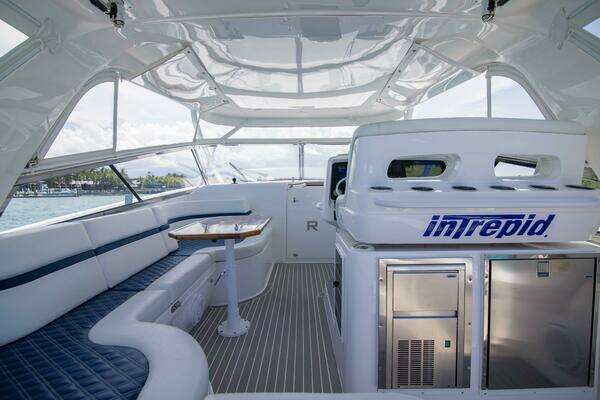 Intrepid 475 Sport Yacht Yacht For Sale
